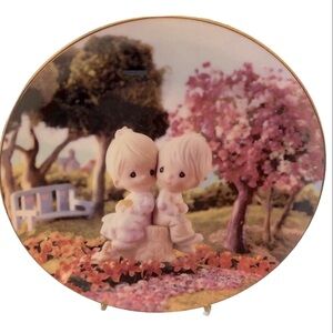 Decorative Precious Moments Love One Another plate 1993
